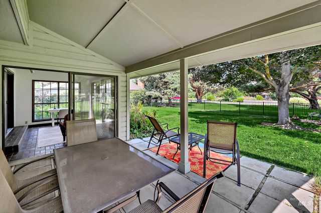 254 E Old Saybrook, Boise, ID 83706