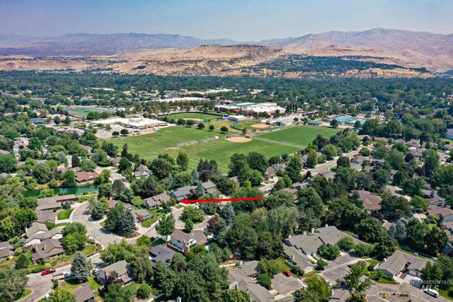 254 E Old Saybrook, Boise, ID 83706