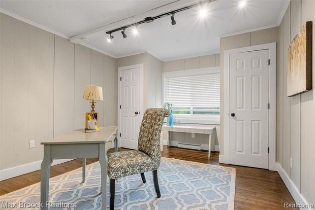 2905 Lahser Road, Bloomfield Hills, MI 48304