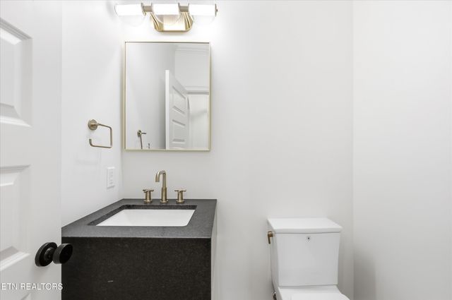 1122 Anthem View Lane, Knoxville, TN 37922