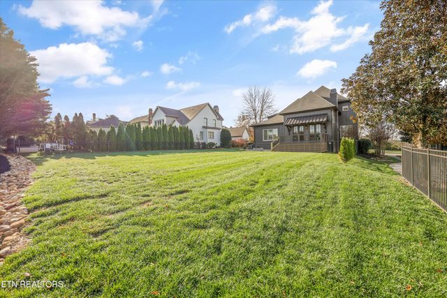 1122 Anthem View Lane, Knoxville, TN 37922