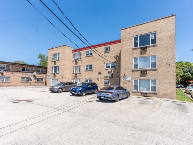 415 S Maple Avenue 603, Oak Park, IL 60302