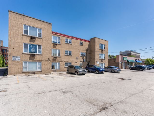 415 S Maple Avenue 603, Oak Park, IL 60302