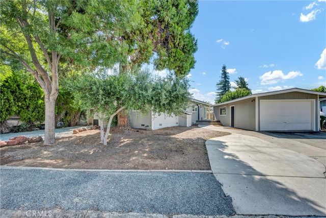 12773 Island Circle, Clearlake Oaks, CA 95423