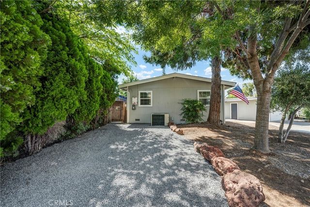 12773 Island Circle, Clearlake Oaks, CA 95423
