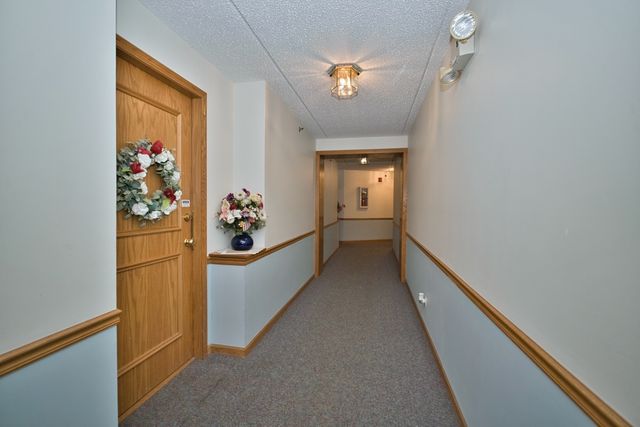 7450 N Waukegan Road 404, Niles, IL 60714