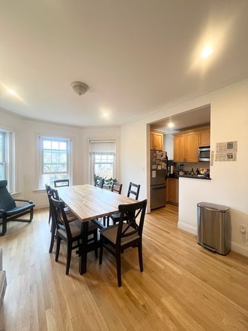 55 Magazine 32, Cambridge, MA 02139