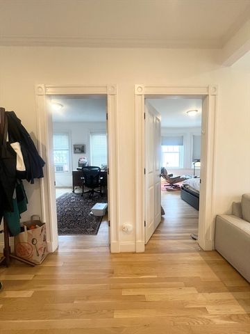 55 Magazine 32, Cambridge, MA 02139