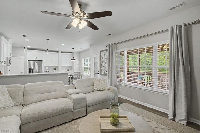 300 Kings Pointe XING, Yorktown, VA 23693