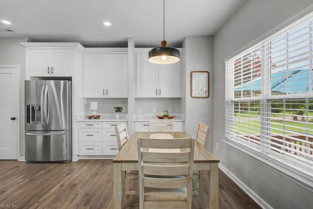 300 Kings Pointe XING, Yorktown, VA 23693