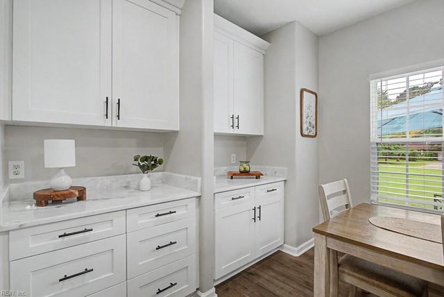 300 Kings Pointe XING, Yorktown, VA 23693