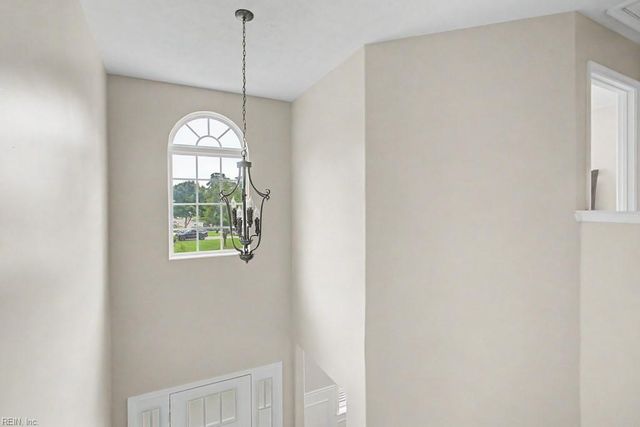 300 Kings Pointe XING, Yorktown, VA 23693