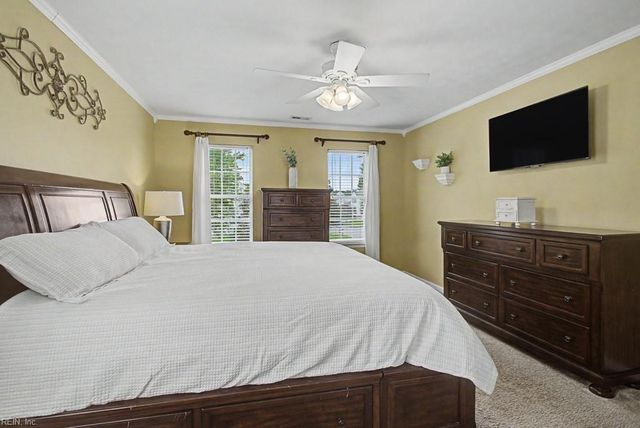 300 Kings Pointe XING, Yorktown, VA 23693