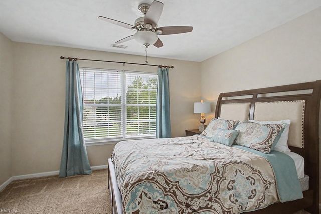 300 Kings Pointe XING, Yorktown, VA 23693