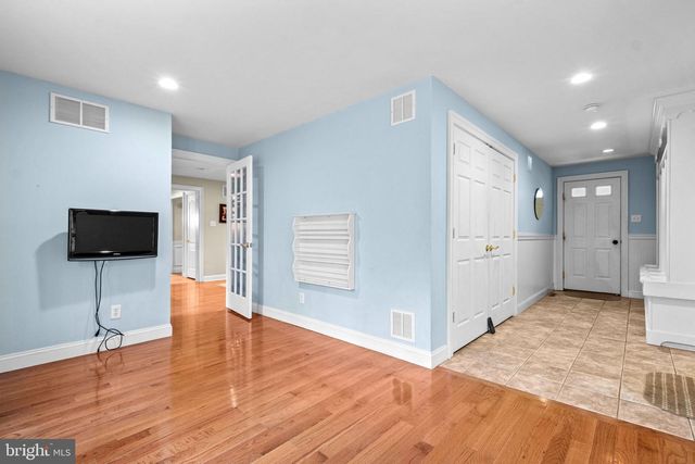 78 N LAKESIDE DR W, Medford, NJ 08055