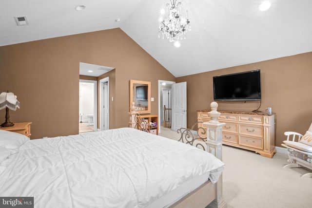 78 N LAKESIDE DR W, Medford, NJ 08055