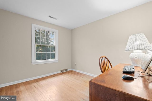 78 N LAKESIDE DR W, Medford, NJ 08055