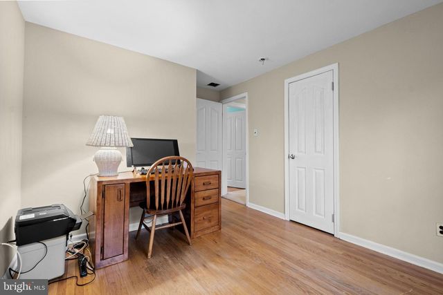 78 N LAKESIDE DR W, Medford, NJ 08055