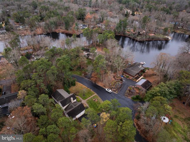 78 N LAKESIDE DR W, Medford, NJ 08055