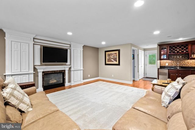 78 N LAKESIDE DR W, Medford, NJ 08055