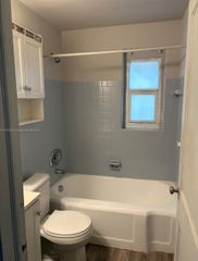 970 SW 7th St 2, Miami, FL 33130