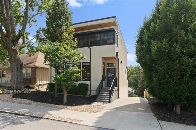 4727 Mercier Street, Kansas City, MO 64112