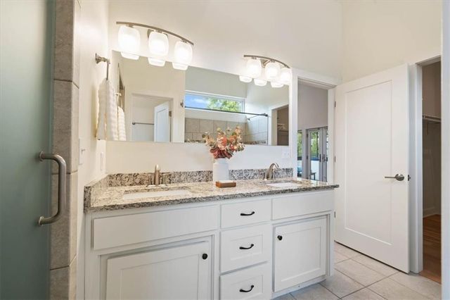 4727 Mercier Street, Kansas City, MO 64112