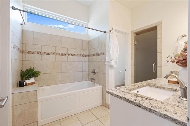 4727 Mercier Street, Kansas City, MO 64112