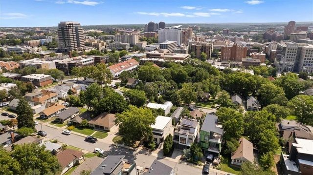 4727 Mercier Street, Kansas City, MO 64112
