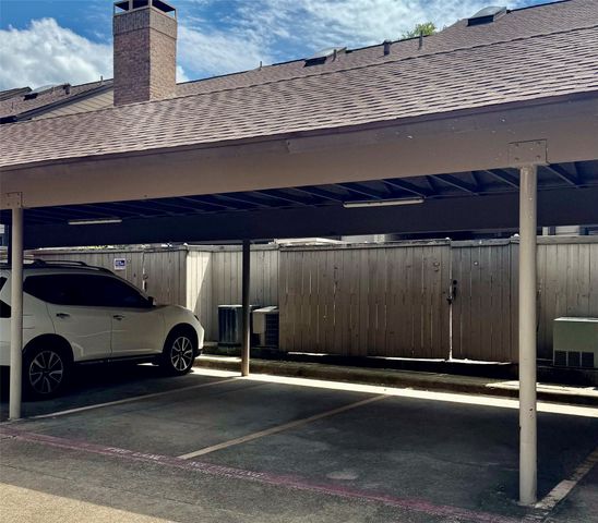 9910 Royal Lane 903, Dallas, TX 75231