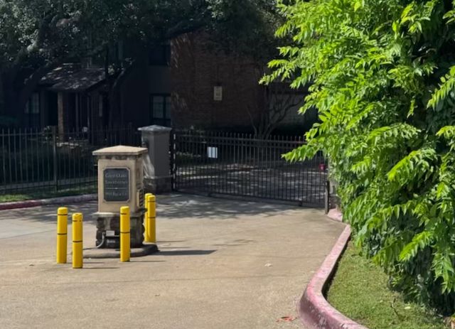 9910 Royal Lane 903, Dallas, TX 75231