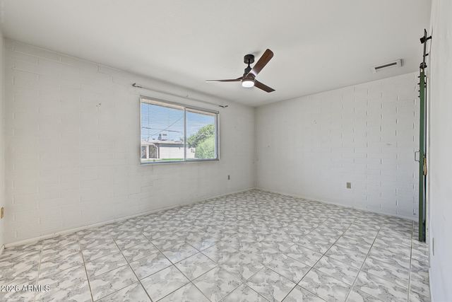 10408 W CAMDEN Avenue, Sun City, AZ 85351