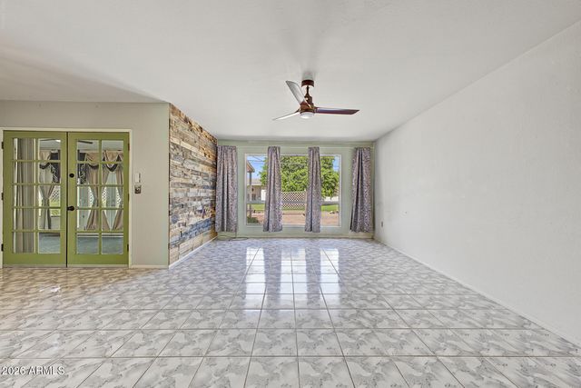 10408 W CAMDEN Avenue, Sun City, AZ 85351