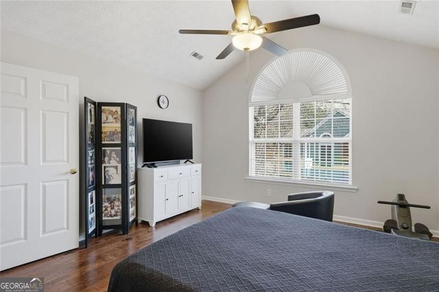 2132 Carefree Circle 10, Marietta, GA 30062