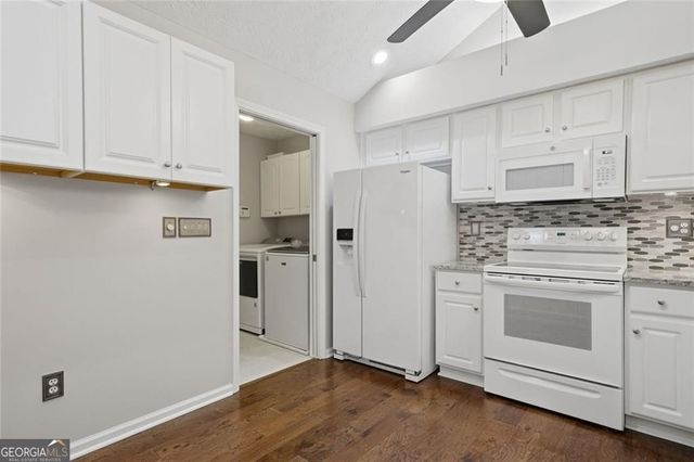 2132 Carefree Circle 10, Marietta, GA 30062