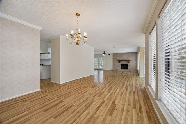 14907 Aspen Hills Drive, Houston, TX 77062