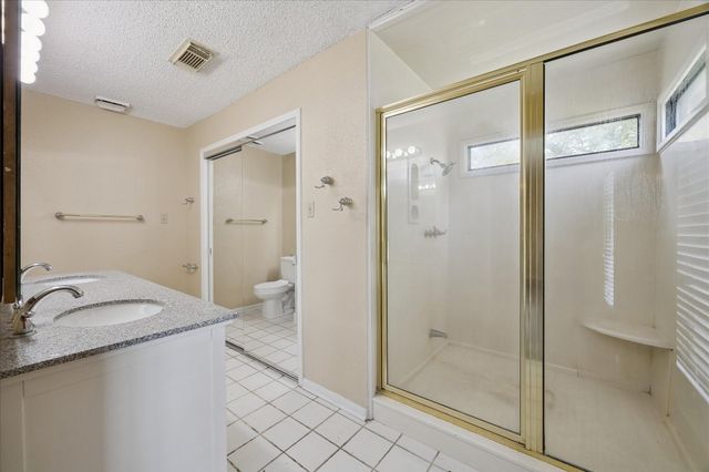 14907 Aspen Hills Drive, Houston, TX 77062