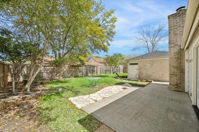 14907 Aspen Hills Drive, Houston, TX 77062