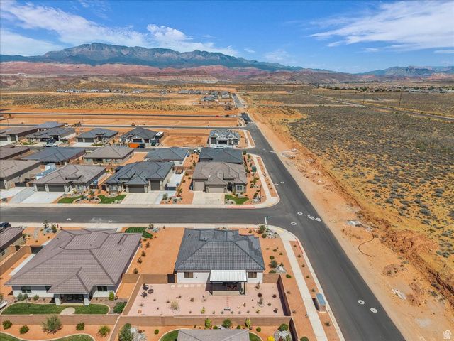 4649 W 3080 S, Hurricane, UT 84737