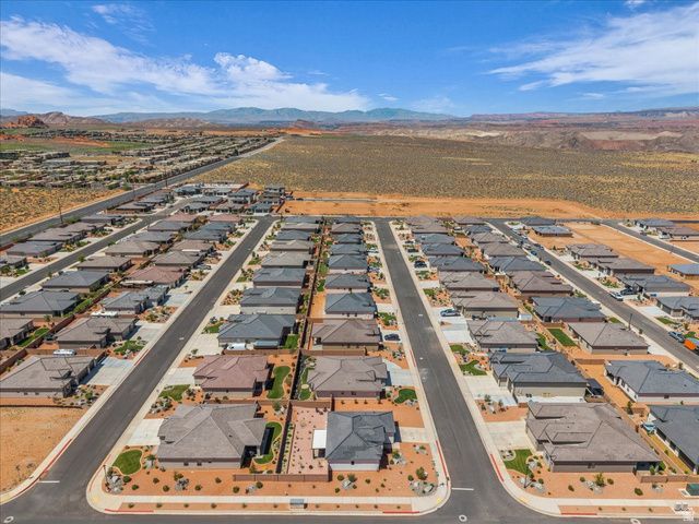 4649 W 3080 S, Hurricane, UT 84737