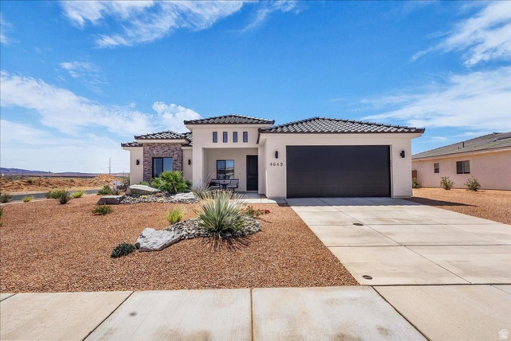 4649 W 3080 S, Hurricane, UT 84737