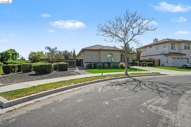 542 Vivian St, Brentwood, CA 94513