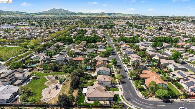 542 Vivian St, Brentwood, CA 94513