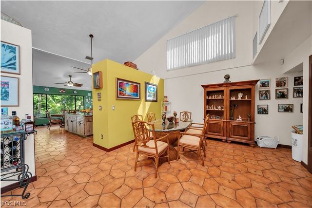 184 W Mariana AVE, North Fort Myers, FL 33903