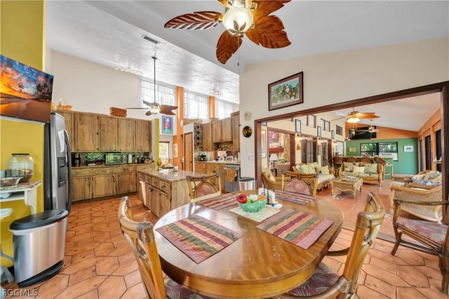 184 W Mariana AVE, North Fort Myers, FL 33903