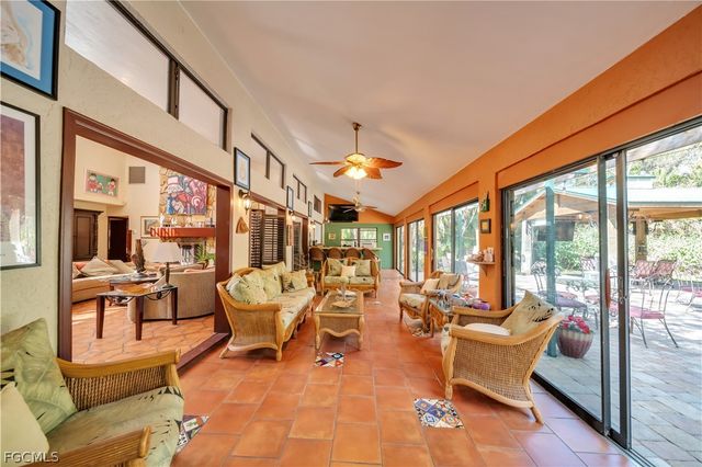 184 W Mariana AVE, North Fort Myers, FL 33903