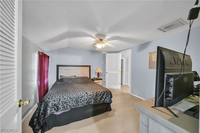 184 W Mariana AVE, North Fort Myers, FL 33903