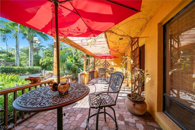 184 W Mariana AVE, North Fort Myers, FL 33903