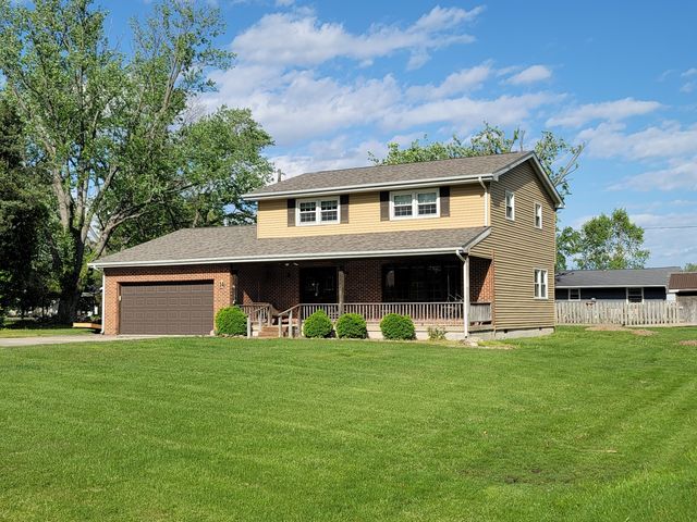 14 Lakedale Drive, Salem, IL 62881