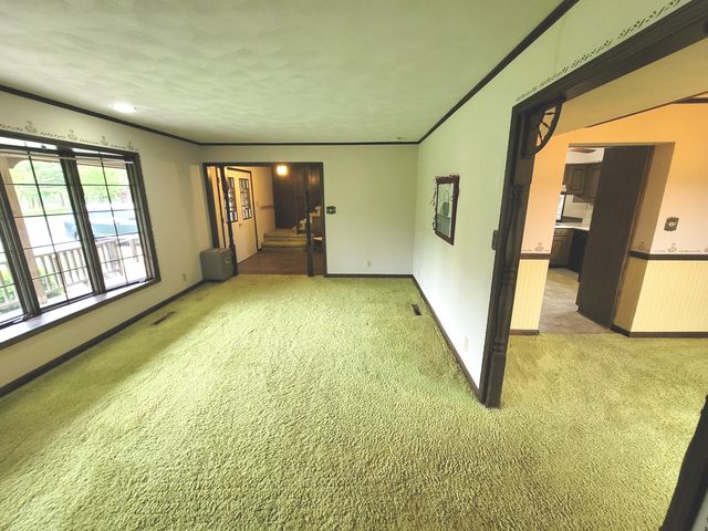 14 Lakedale Drive, Salem, IL 62881